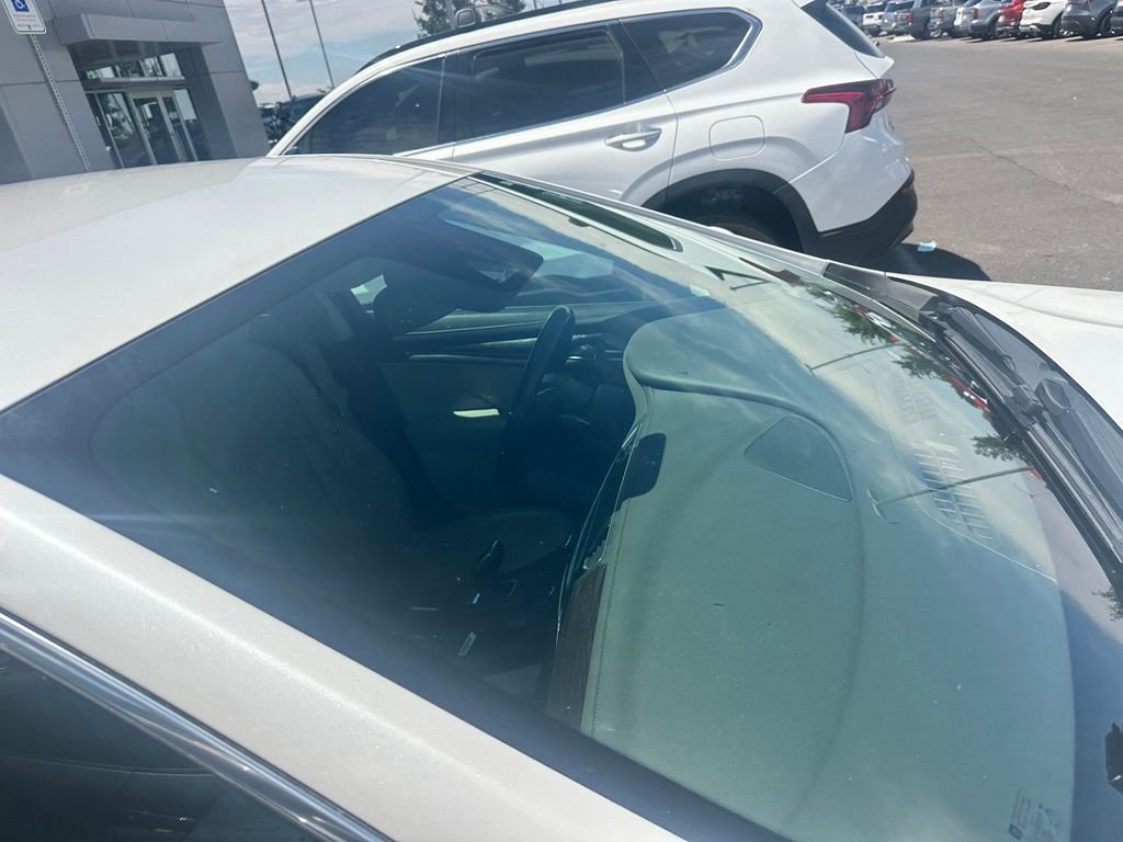 Used 2018 White Buick Premium I Group image 4