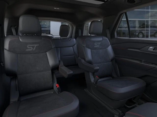 New 2026 Star White Metallic Tri-Coat Ford ST image 11
