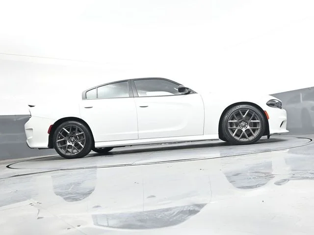 Used 2019 White Dodge R/T Scat Pack image 33