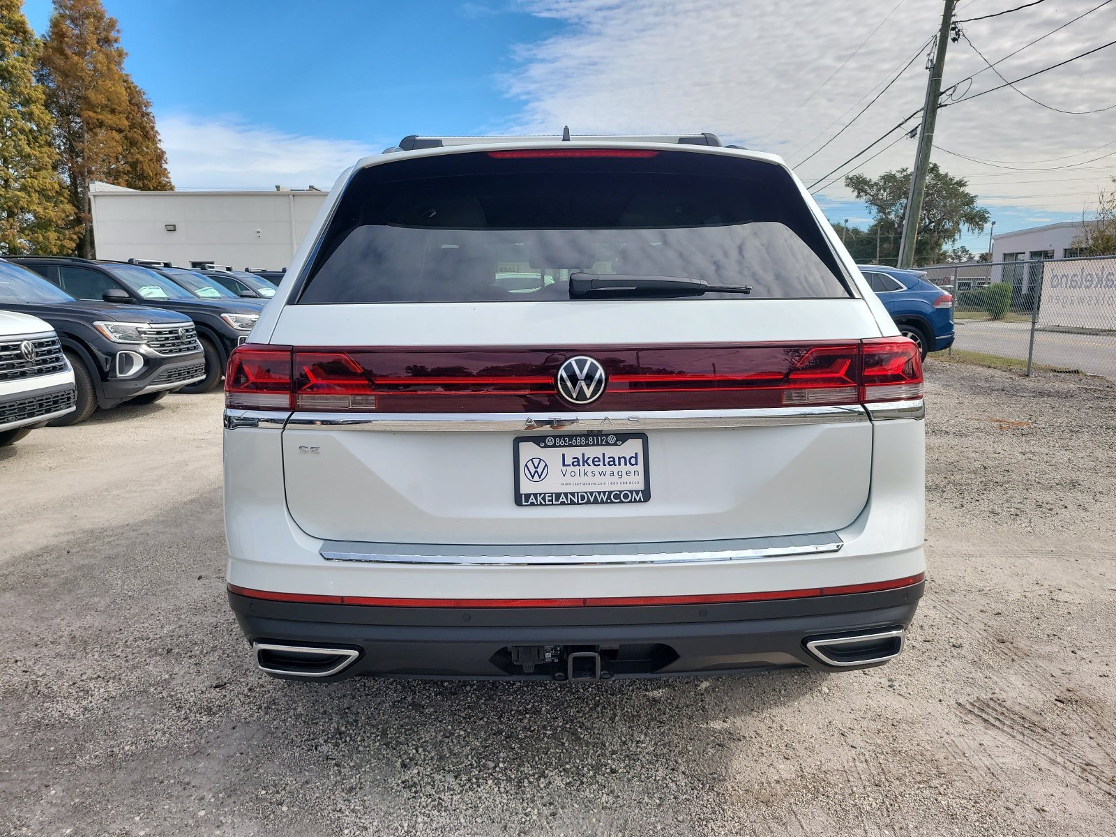 2026 Volkswagen Atlas SE w/Tech - Photo 8