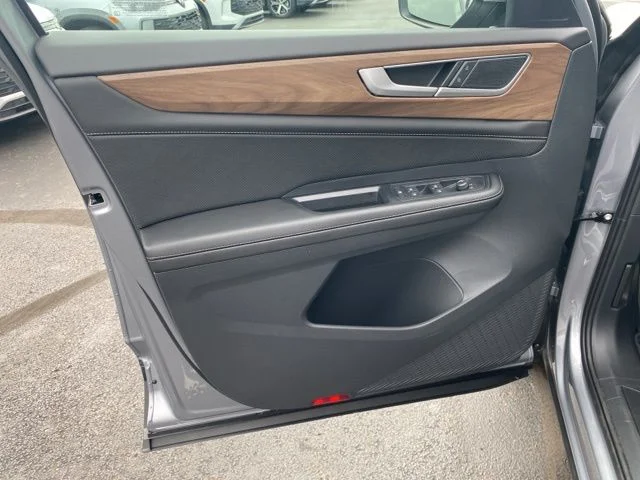 2026 Volkswagen Atlas SE - Photo 22