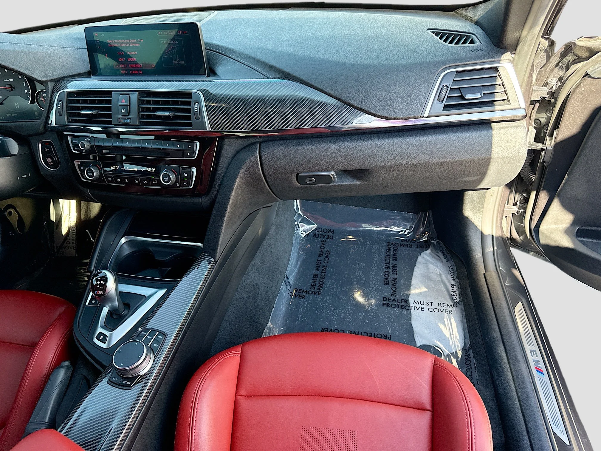 Used 2018 Mineral Gray Metallic BMW Competition image 17