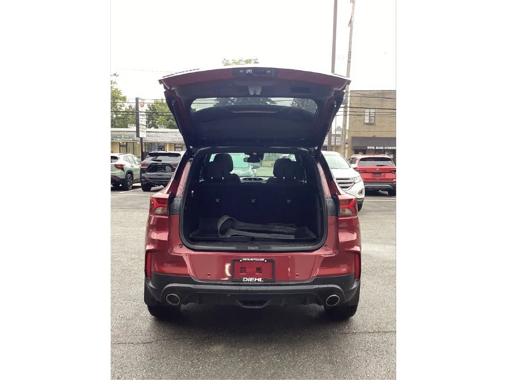 Used 2021 SCARLET RED METALLIC Chevrolet RS image 11