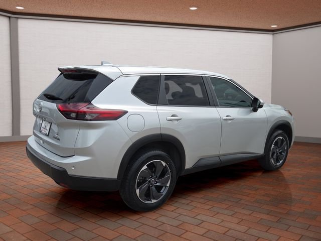 Used 2024 Brilliant Silver Metallic Nissan SV image 3