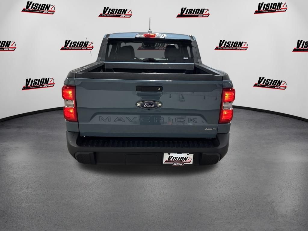 Used 2022  Ford XL image 6