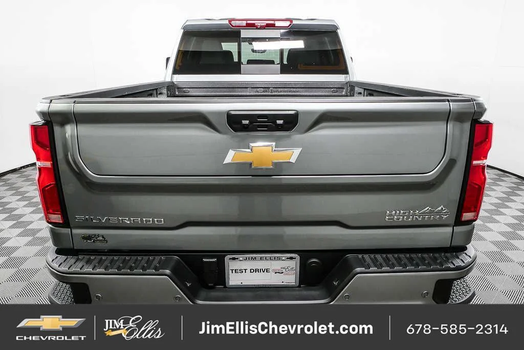 New 2026 Sterling Gray Metallic Chevrolet High Country image 28