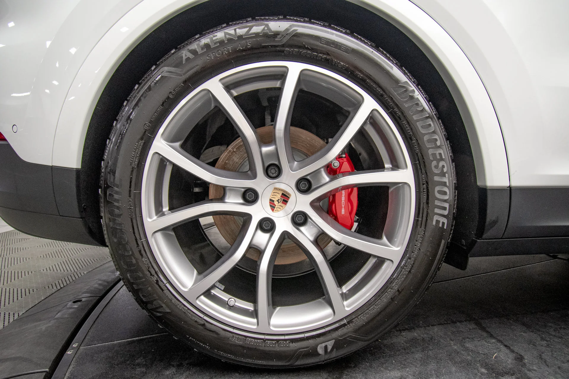 Used 2025 White Porsche S image 33
