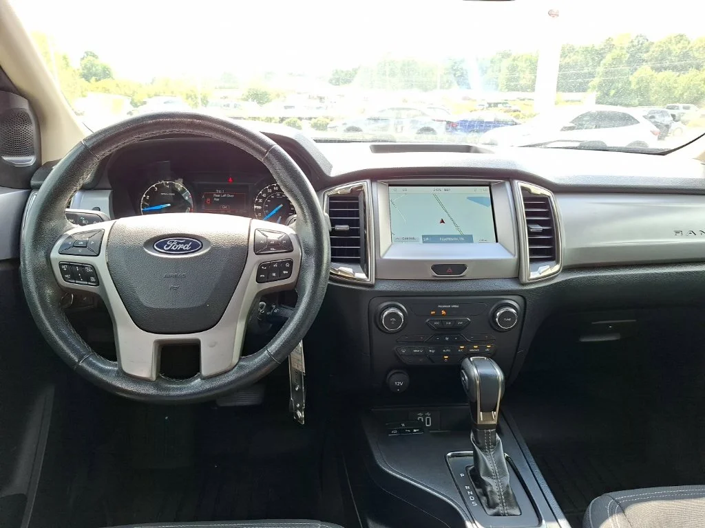 Used 2023 Gray Ford XLT image 28