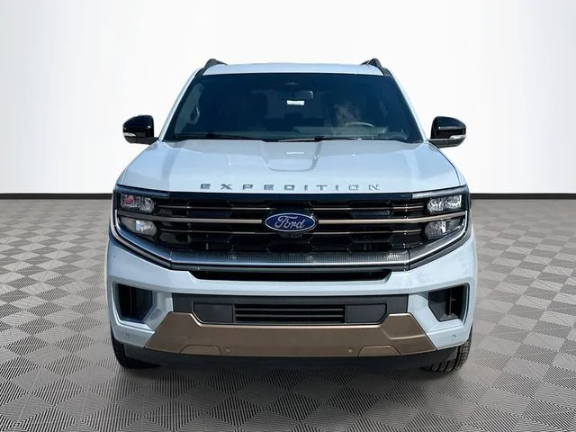 New 2026 Gray Ford King Ranch image 2