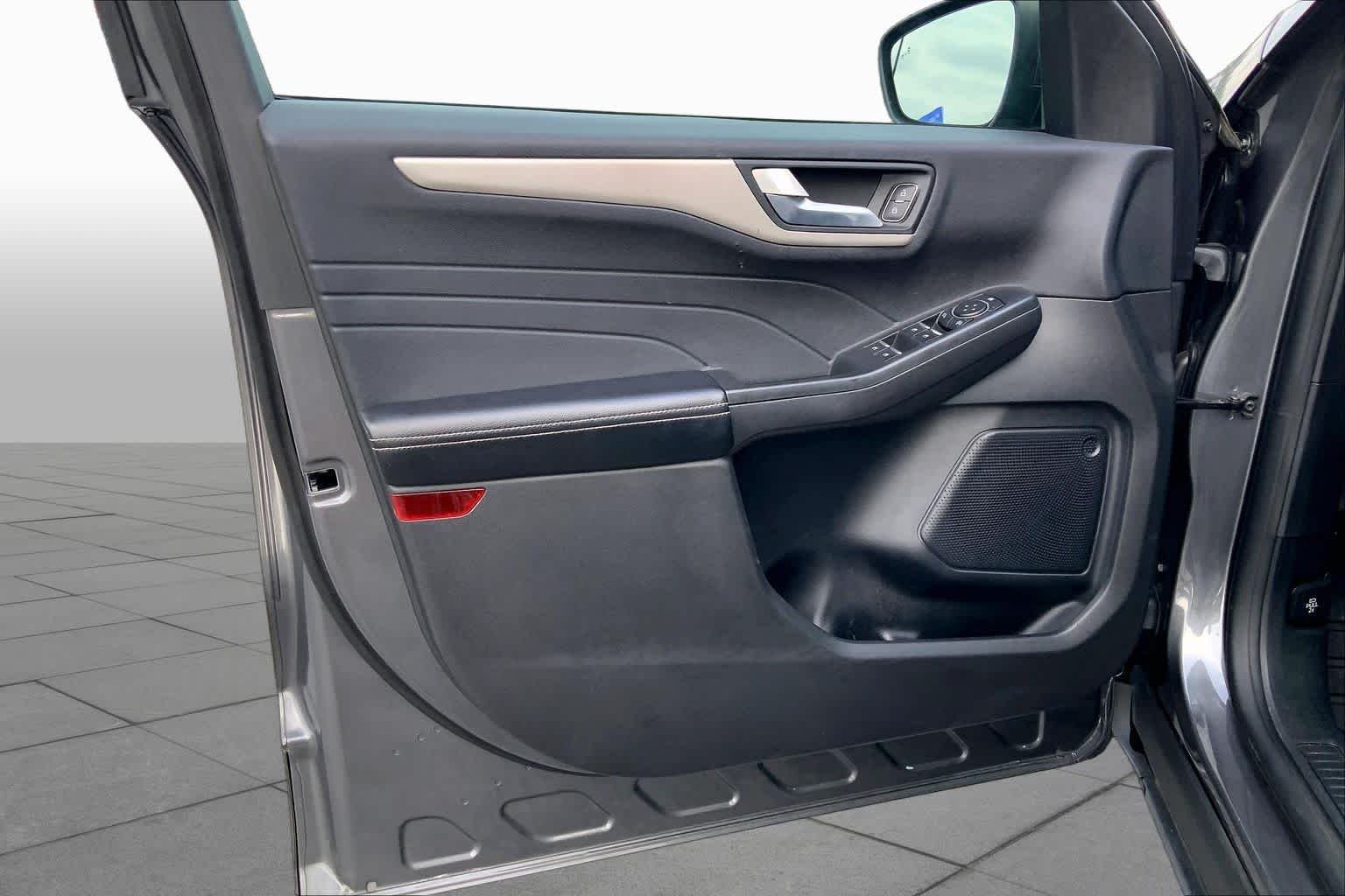 Used 2022 Carbonized Gray Metallic Ford SEL image 21