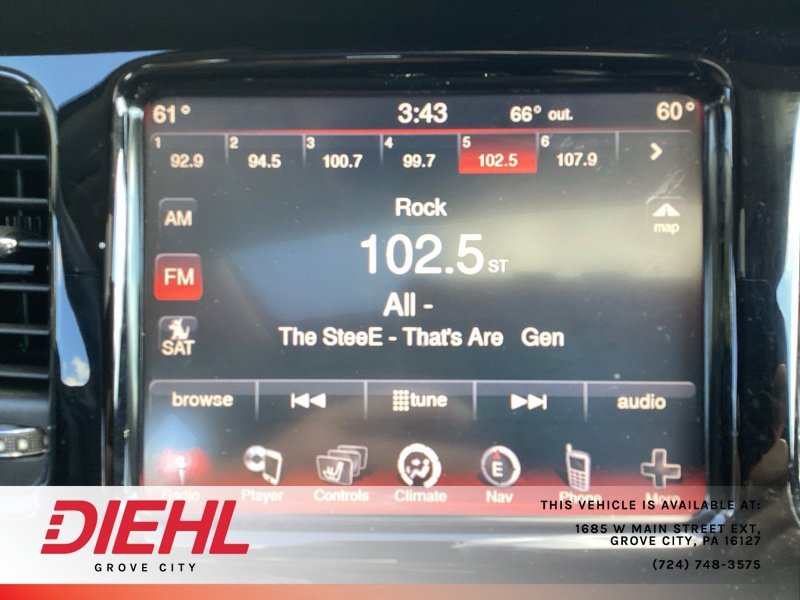 Used 2016 Gray Dodge Limited image 27