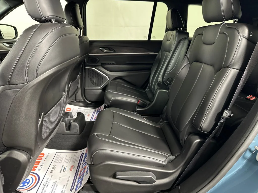 New 2026 Steel Blue Exterior Paint Jeep Limited image 23