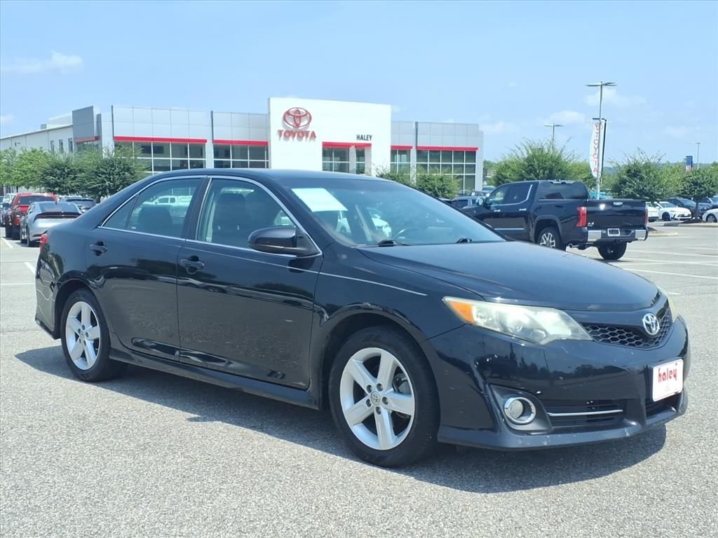 Used 2013 Toyota Camry SE with VIN 4T1BF1FK7DU295212 for sale in Roanoke, VA