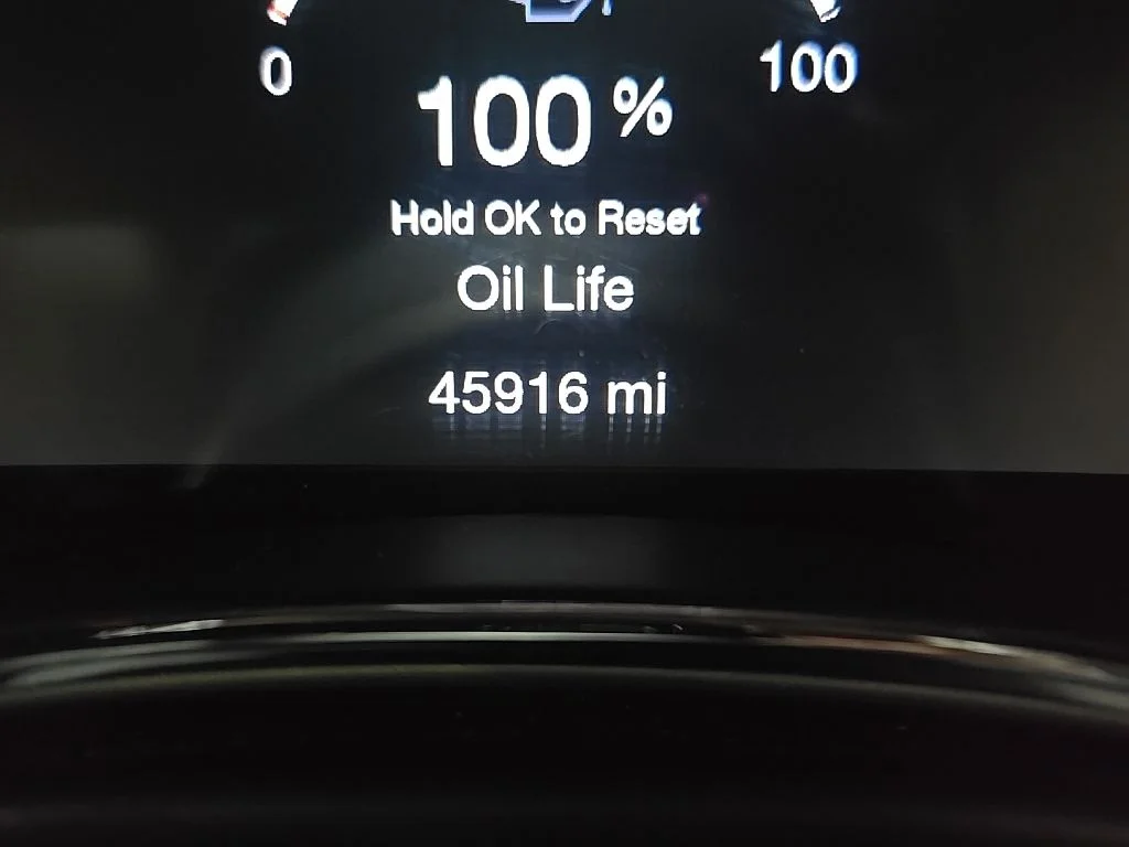 Used 2020 Gray Jeep Limited image 23