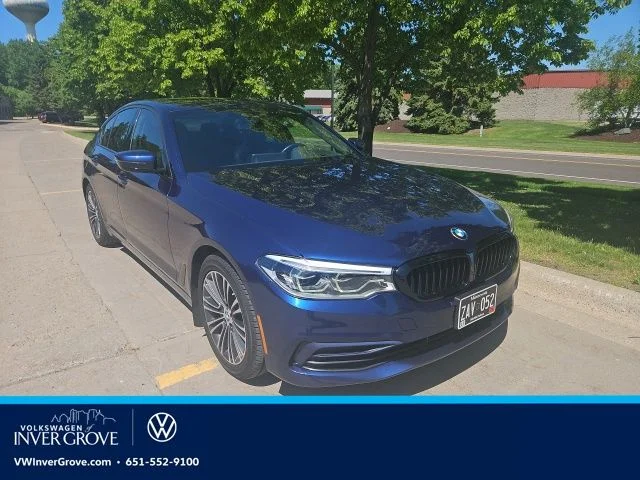 2019 BMW 5 Series 540i xDrive Sedan's photo