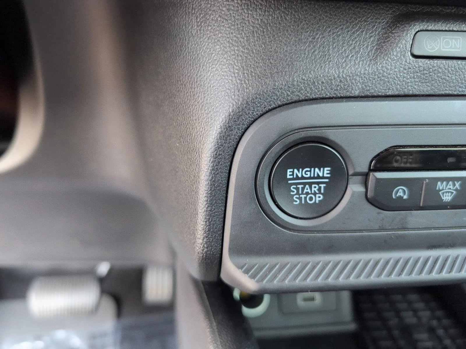 Used 2025 Shadow Black Ford Big Bend image 21