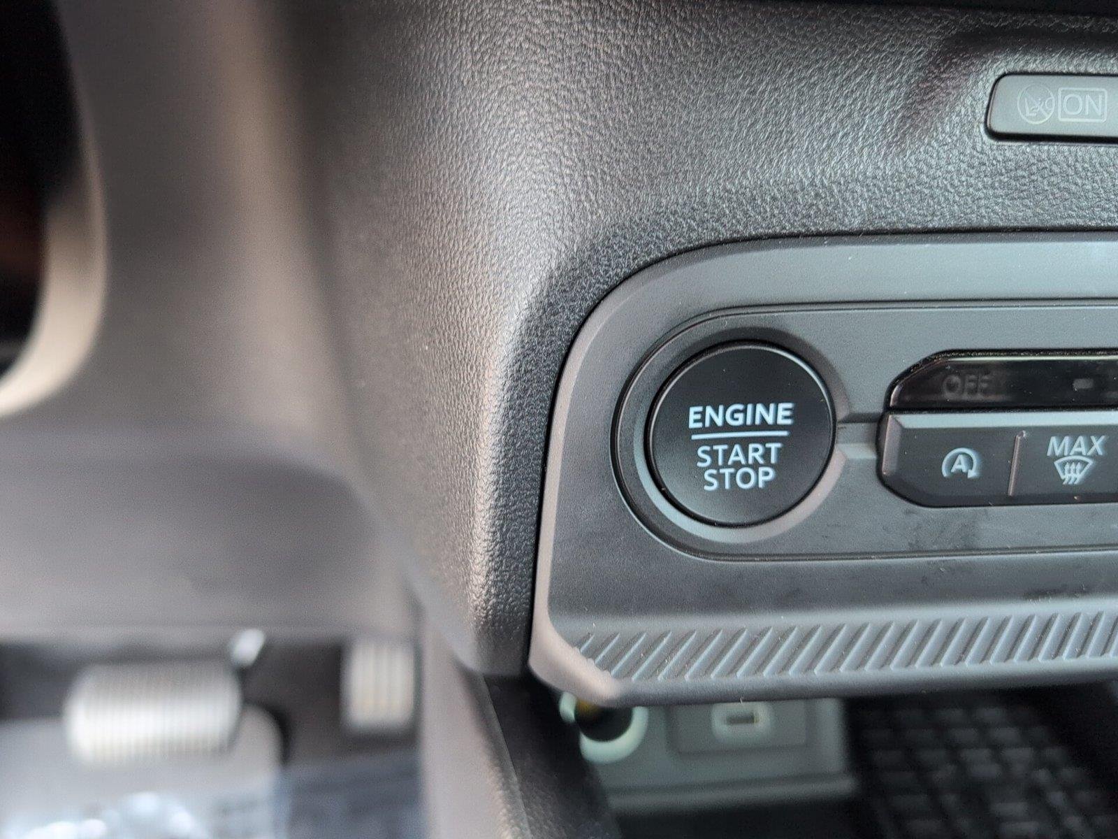 Used 2025 Shadow Black Ford Big Bend image 21