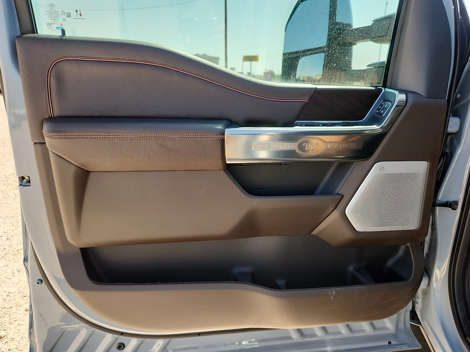 New 2026 Glacier Gray Metallic Tri-Coat Ford F-350® King Ranch® image 14