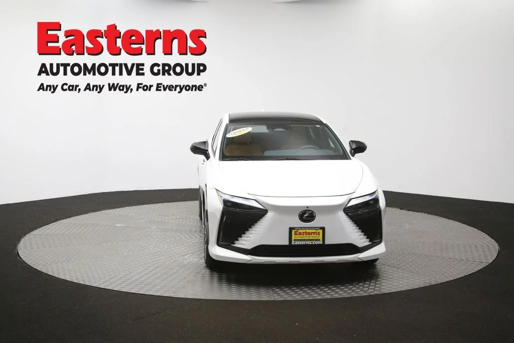 Used 2023 White Lexus 450e Premium image 53