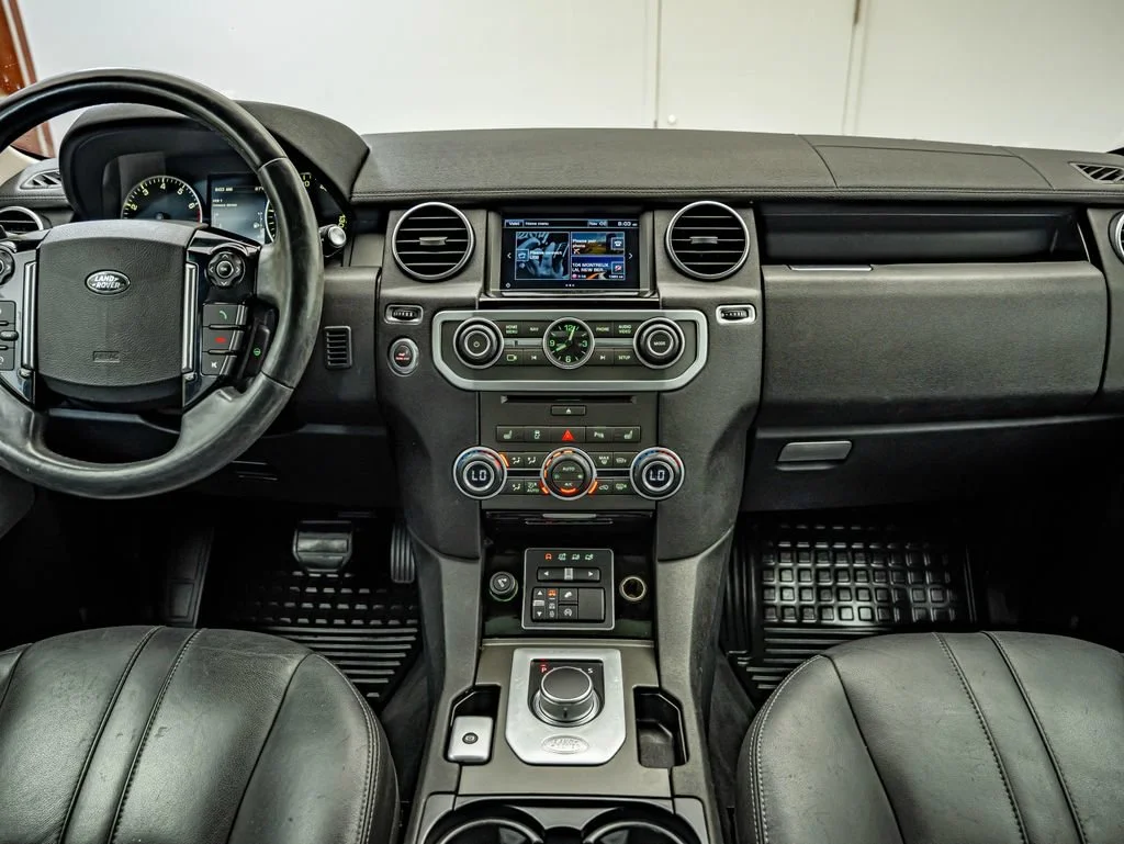 Used 2016 White Land Rover HSE image 29