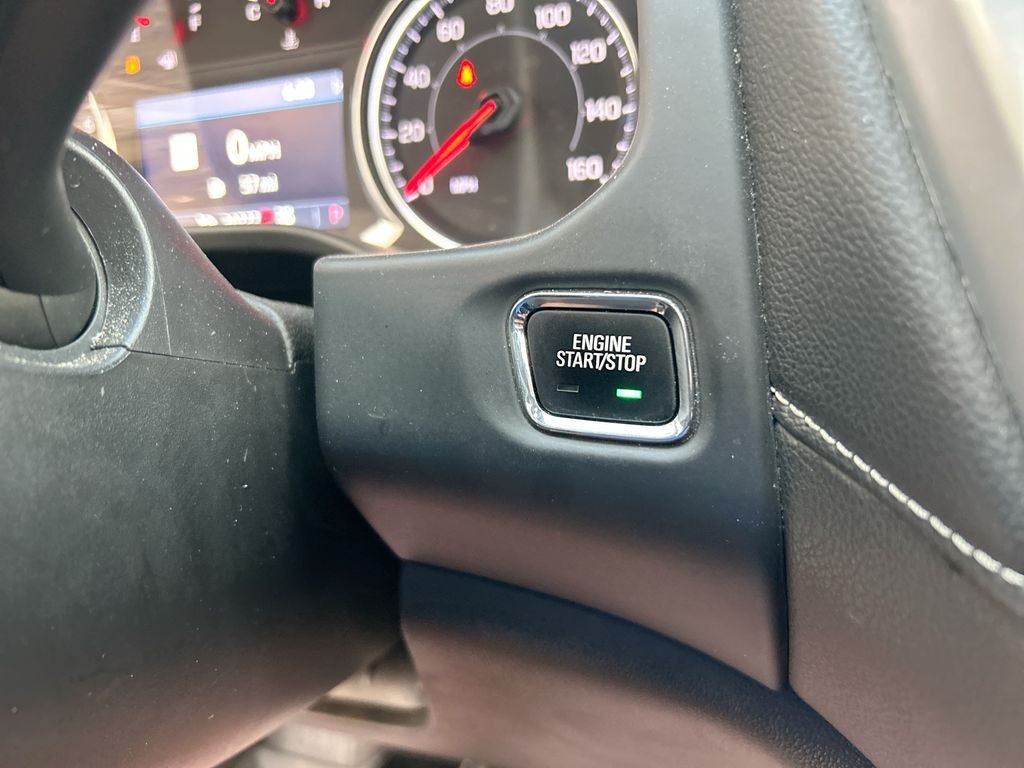 Used 2023 Silver GMC SLT image 22