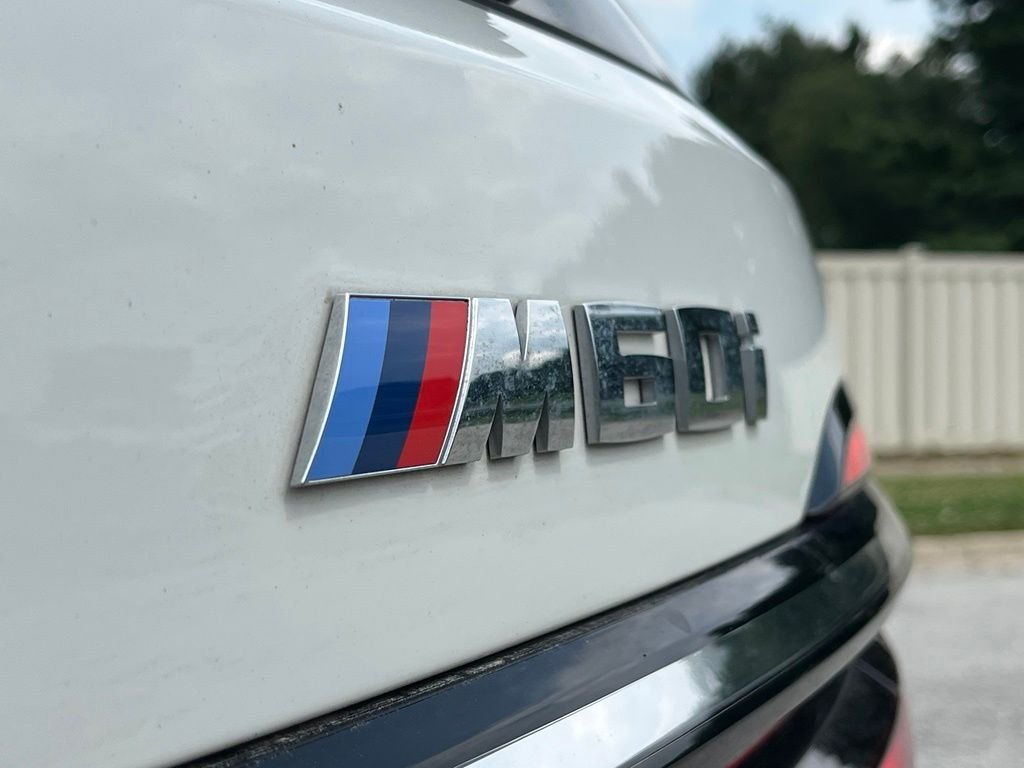 Certified Used 2024 Alpine White BMW M60i image 14