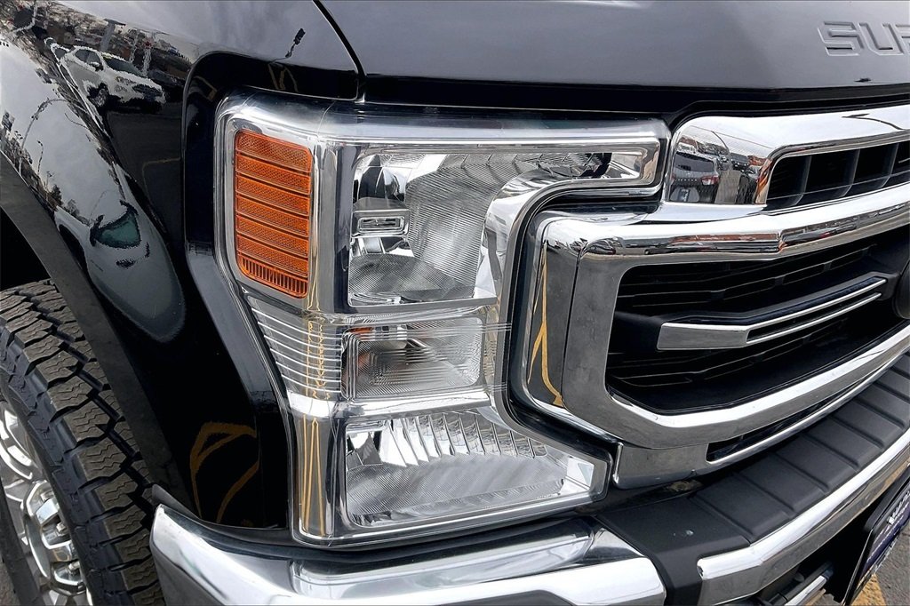 2020 FORD F-350 - Image 25