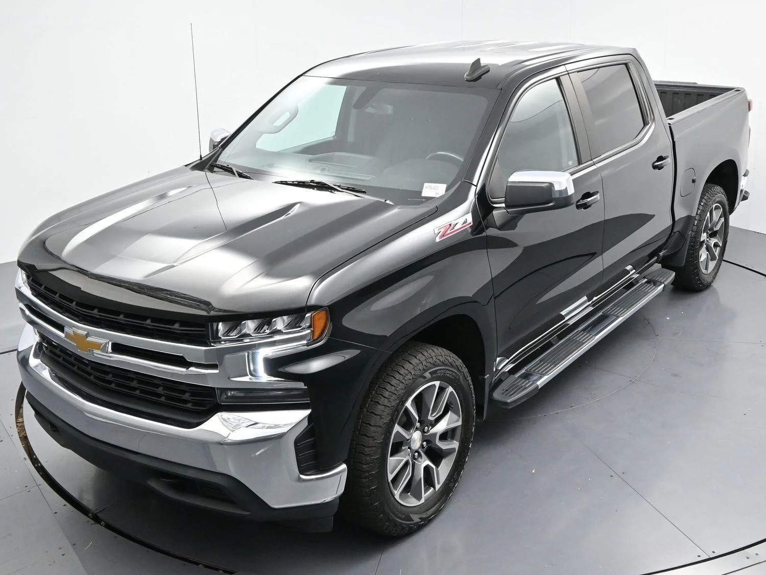 Used 2022 Black Chevrolet LT image 38