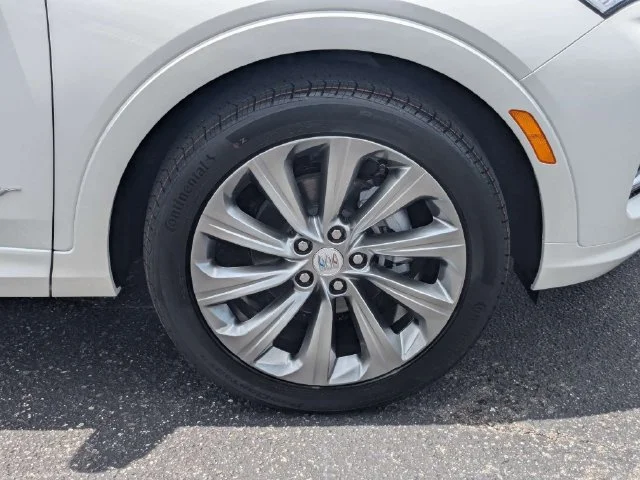 New 2026 WHITE FROST TRICOAT Buick Avenir image 11