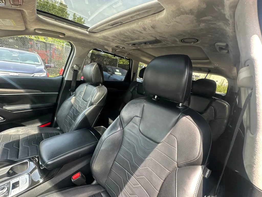 Used 2022 Gray Kia SX image 10