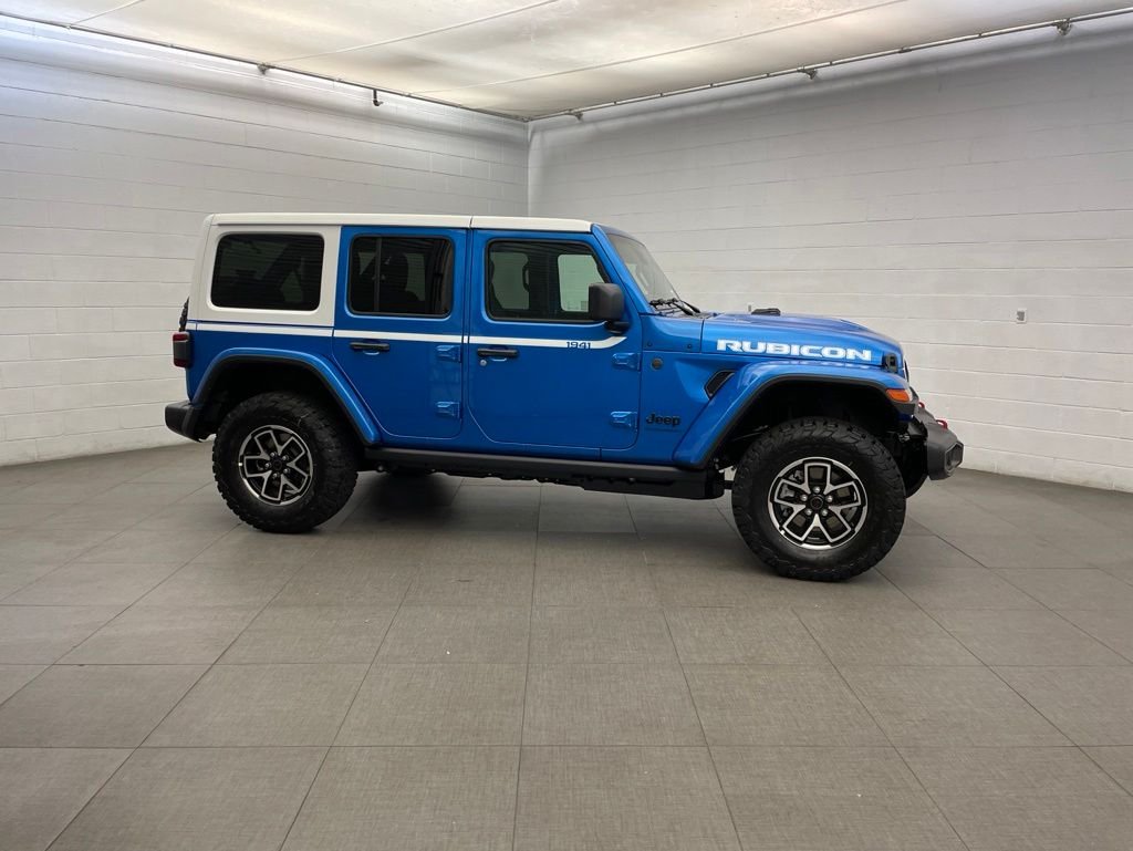 New 2026 Hydro Blue Pearl-Coat Exterior Paint Jeep Rubicon image 2