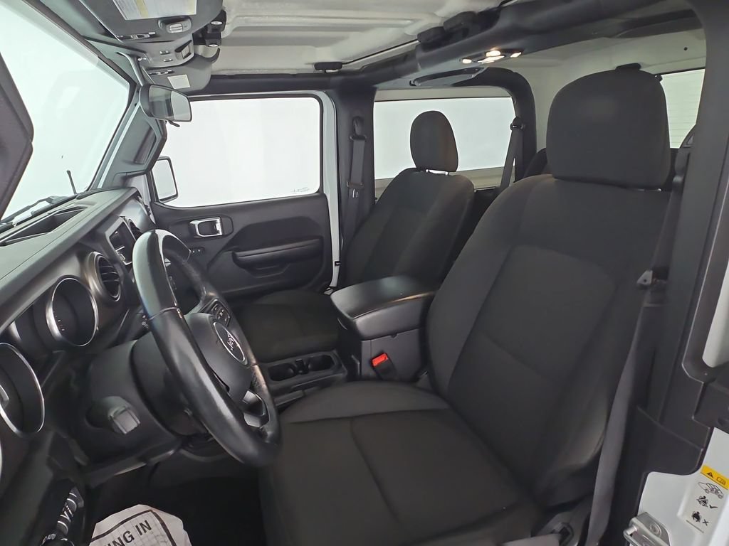 Used 2019 White Jeep Sport S 4x4 image 24