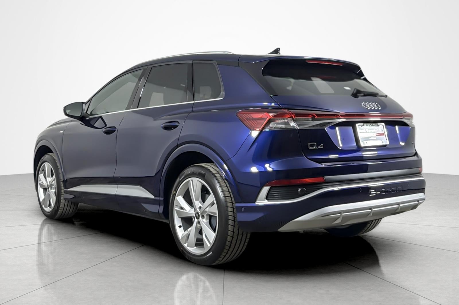 Used 2023 Navarra Blue Metallic Audi Prestige 50 quattro image 3