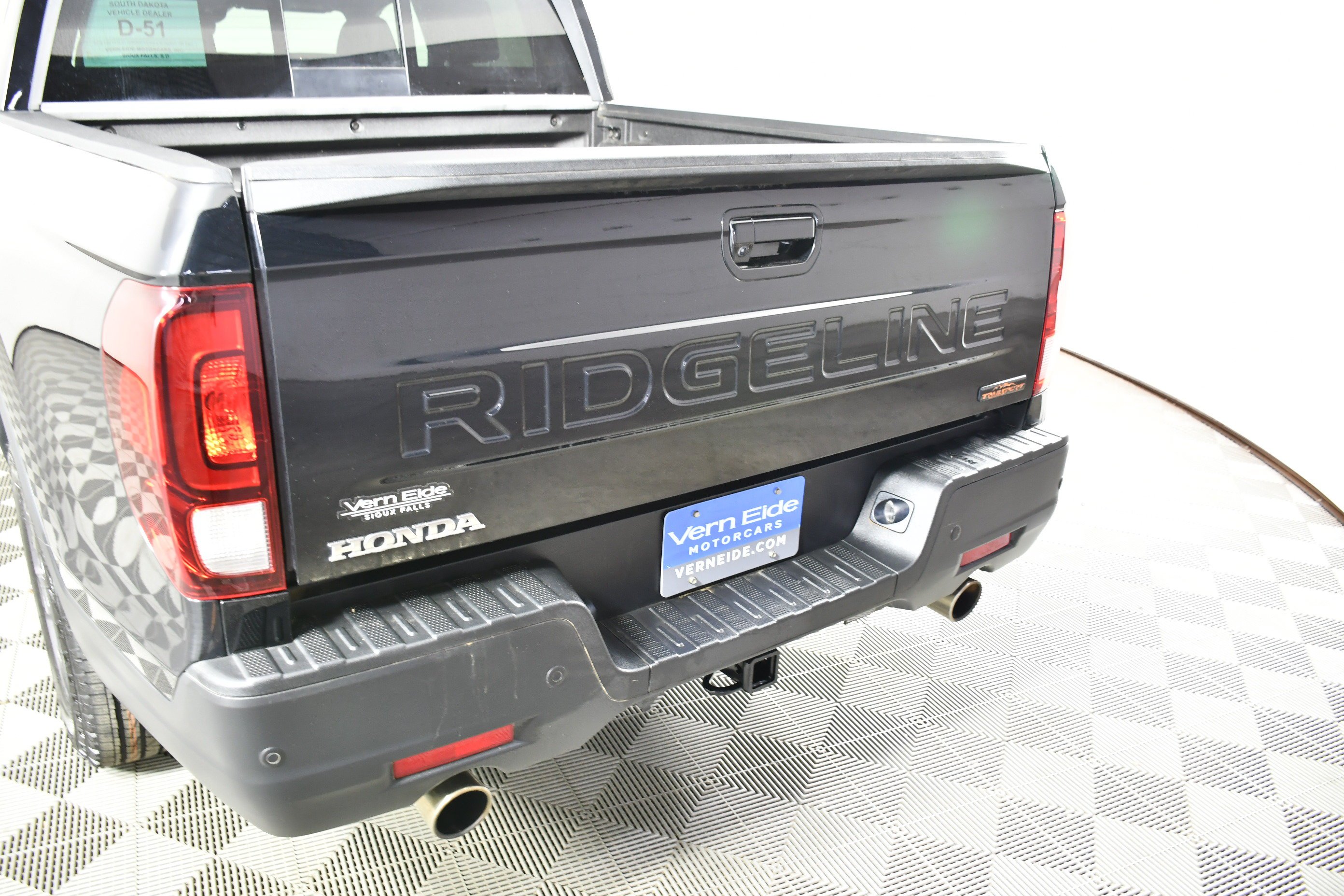 Certified Used 2024 Crystal Black Pearl Honda TrailSport image 15