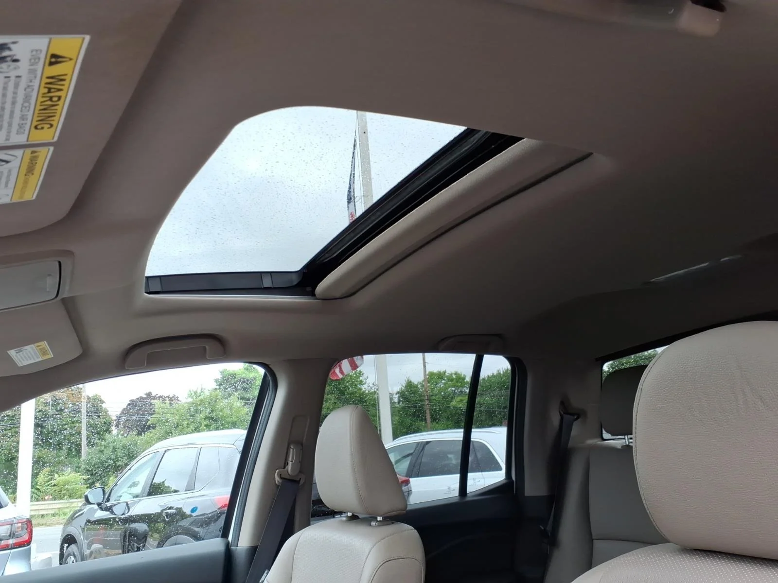 Used 2023 Platinum White Pearl Honda RTL image 17
