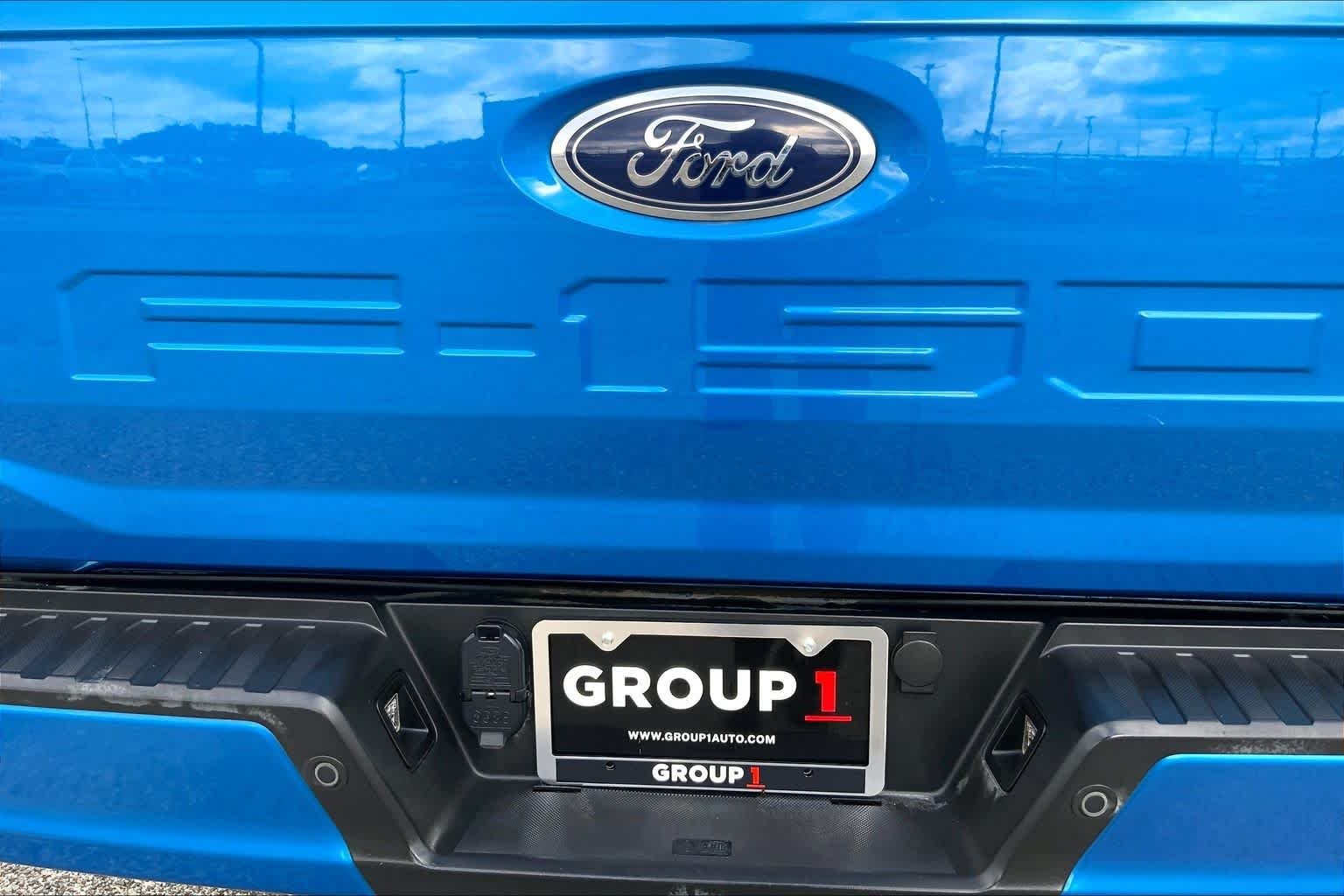 Used 2021 Velocity Blue Ford XL image 9
