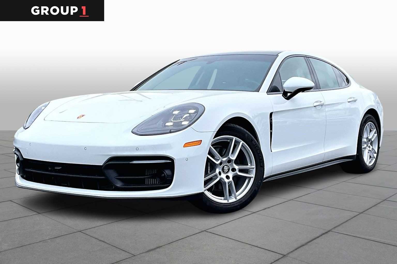 2023 Porsche Panamera Base