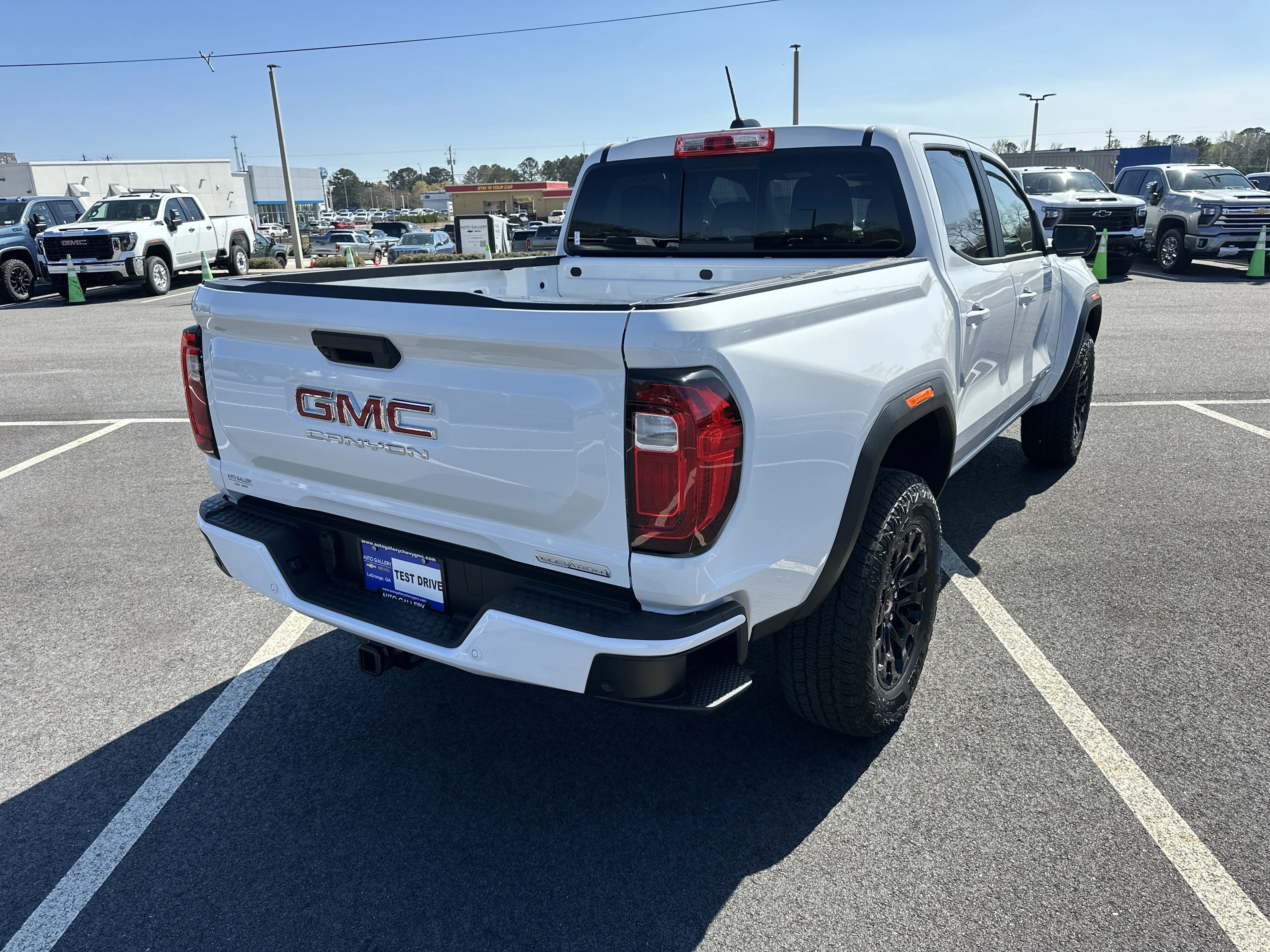 2026 GMC Canyon Elevation - Photo 6