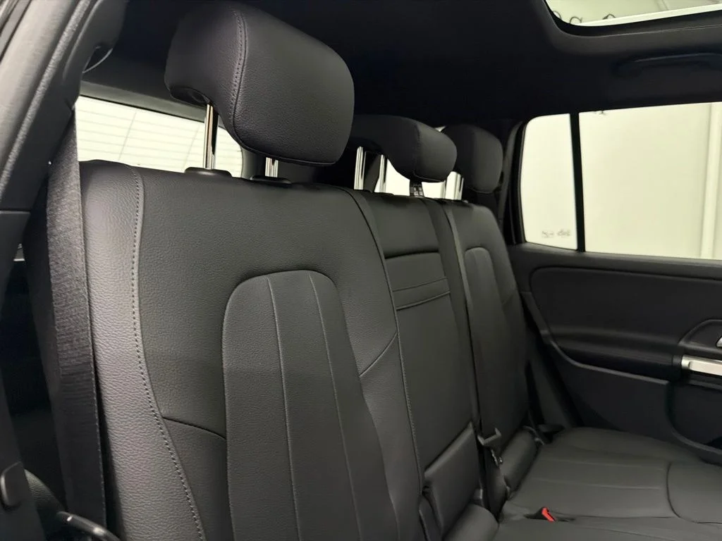 New 2026 Black Mercedes-Benz GLB 250 image 25