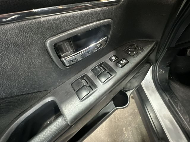 Certified Used 2020 White Mitsubishi 2.0 ES image 19