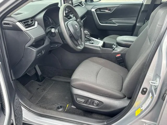 Certified Used 2024 SILVER SKY METALLIC Toyota  image 9