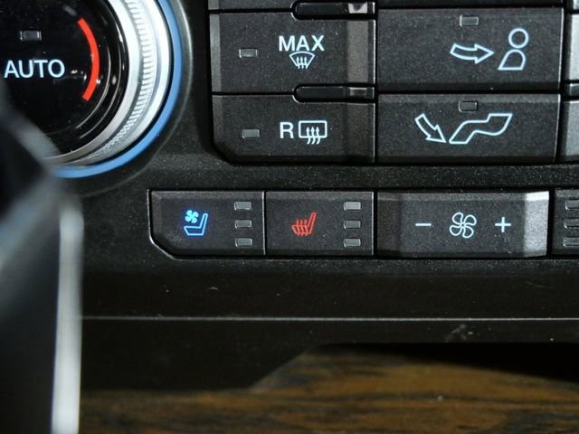 Used 2018 Gray Ford Lariat image 23