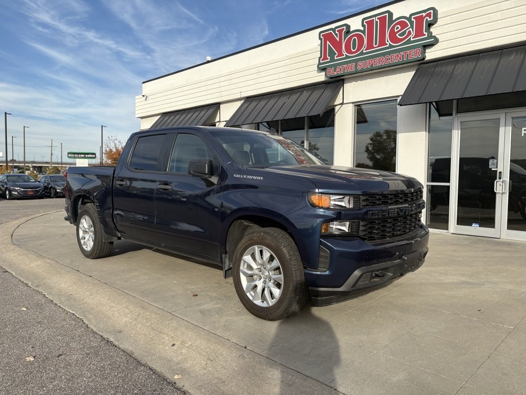 2021 Chevrolet Silverado 1500 Custom photo 3