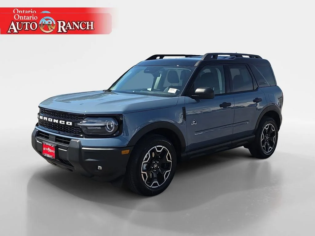 New 2026 Azure Gray Metallic Tri-Coat Ford Outer Banks® image 7