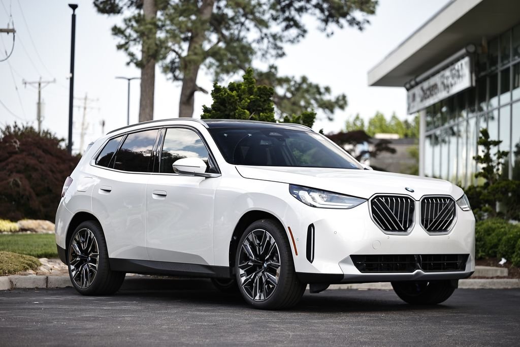 2026 BMW X3 30 XDRIVE's photo