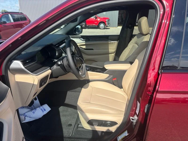 Used 2024 Red Jeep Limited image 25