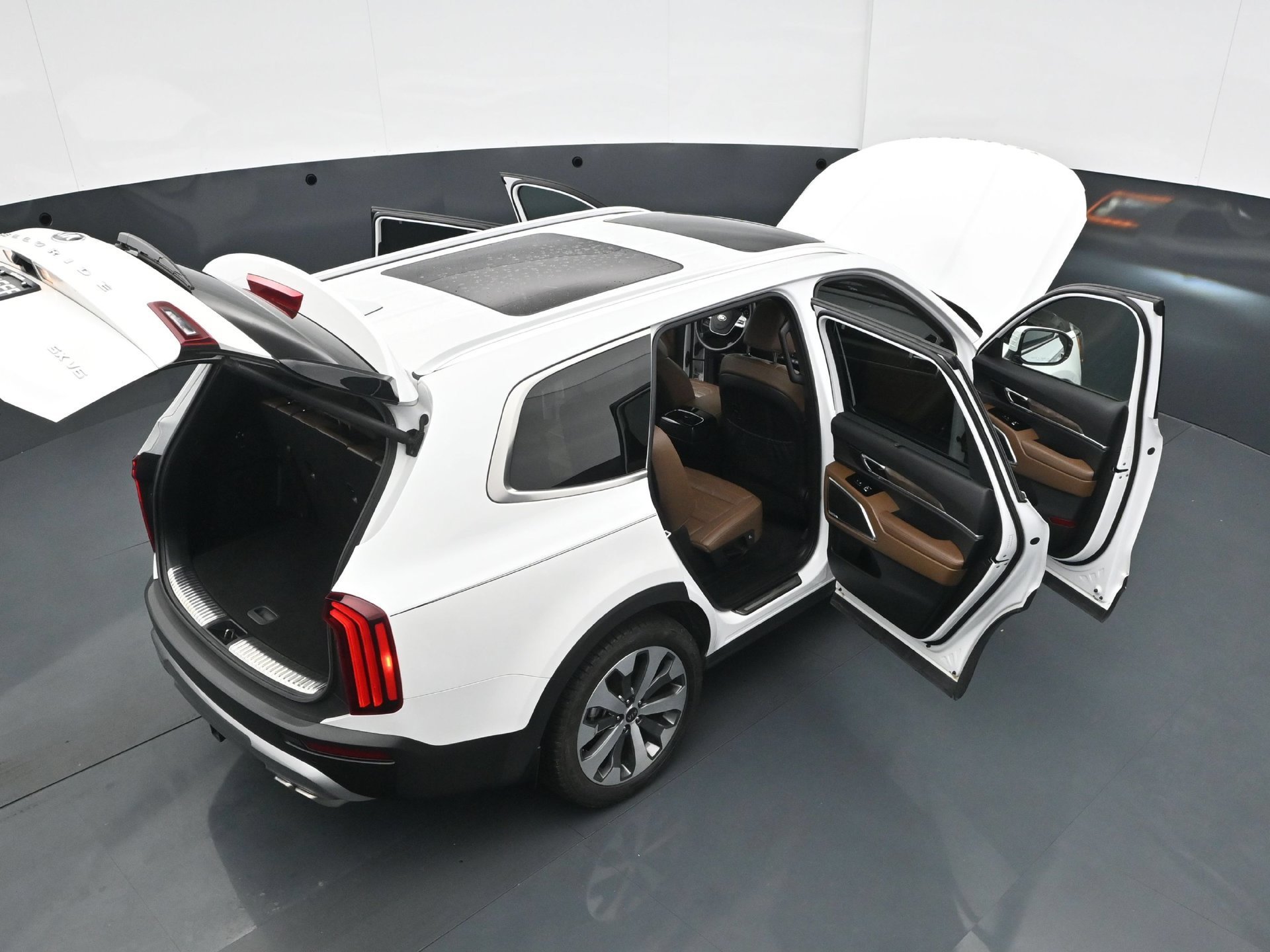 Used 2020 Snow White Pearl Kia SX AWD image 46