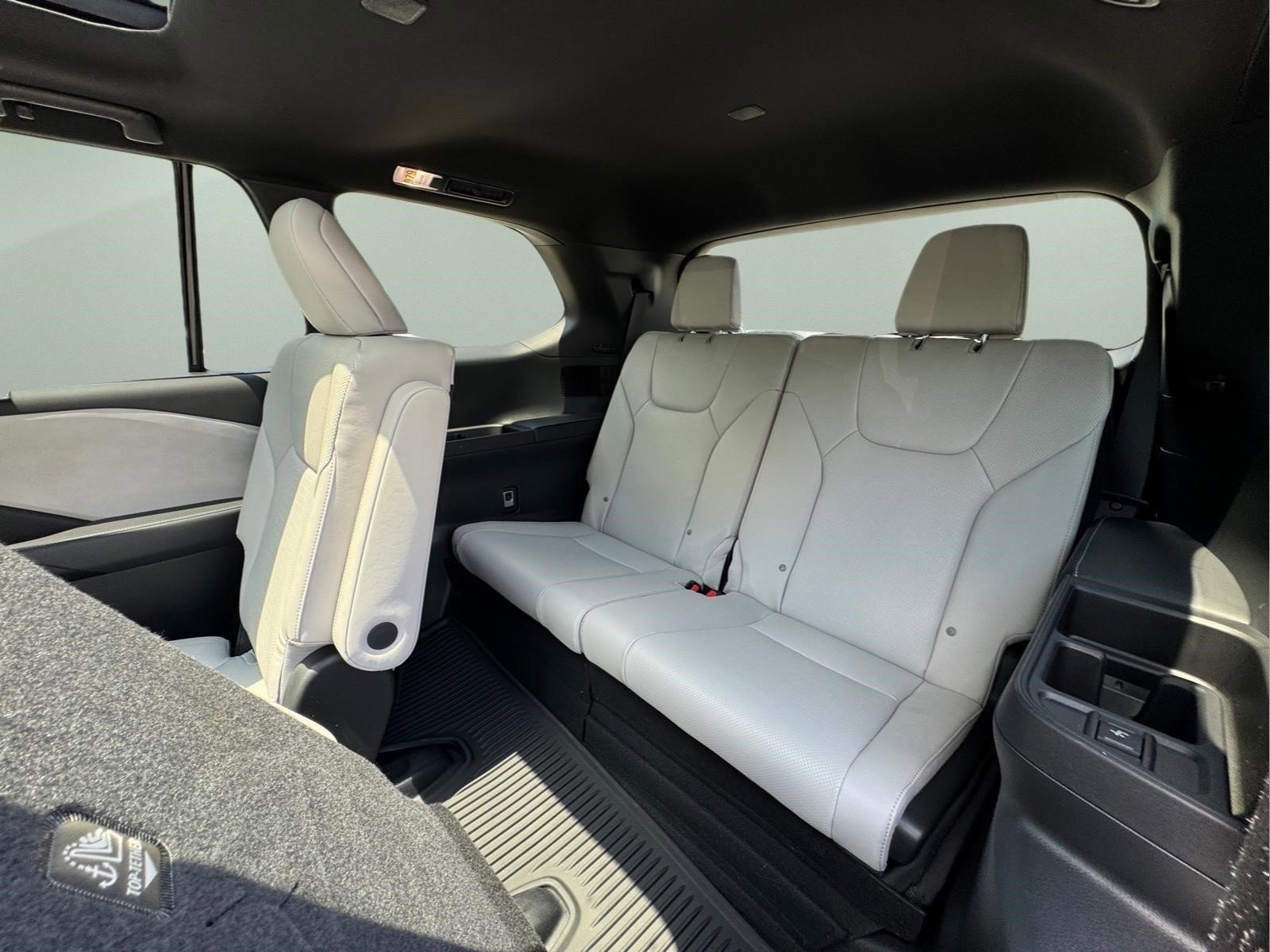 Used 2025 Mica Lexus TX 350 Premium image 15