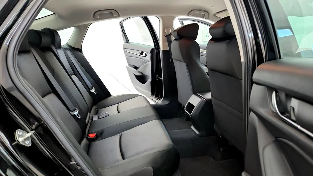 Used 2020  Honda LX image 17