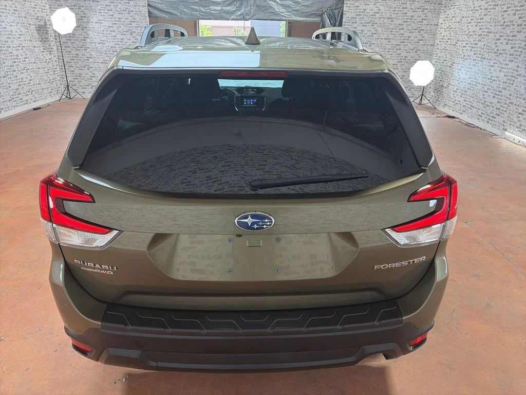 Used 2022 Brown Subaru Premium image 6
